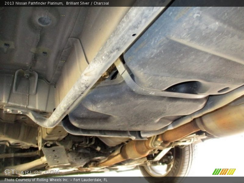 Brilliant Silver / Charcoal 2013 Nissan Pathfinder Platinum