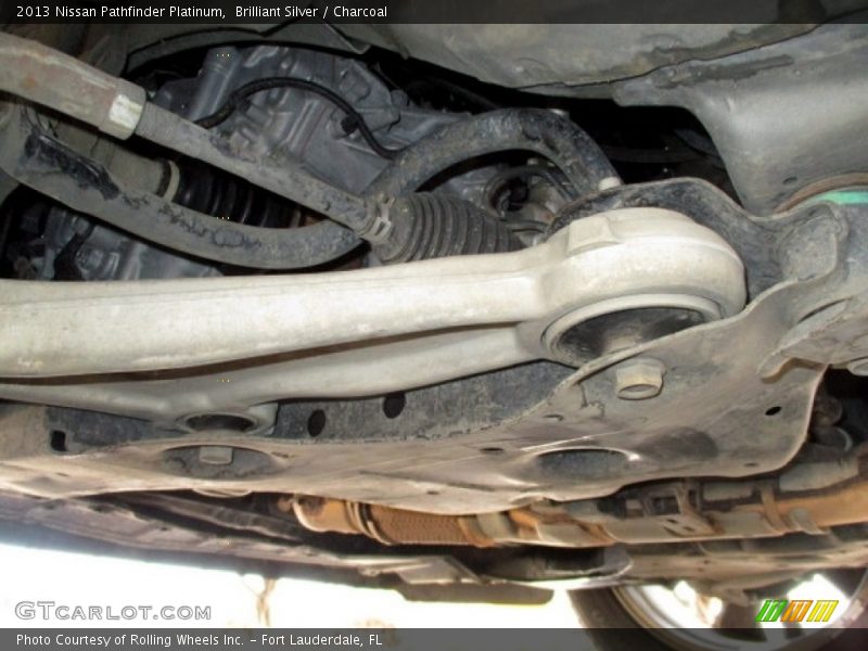 Brilliant Silver / Charcoal 2013 Nissan Pathfinder Platinum