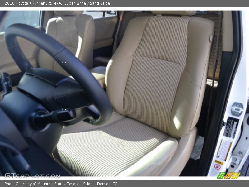 Super White / Sand Beige 2016 Toyota 4Runner SR5 4x4