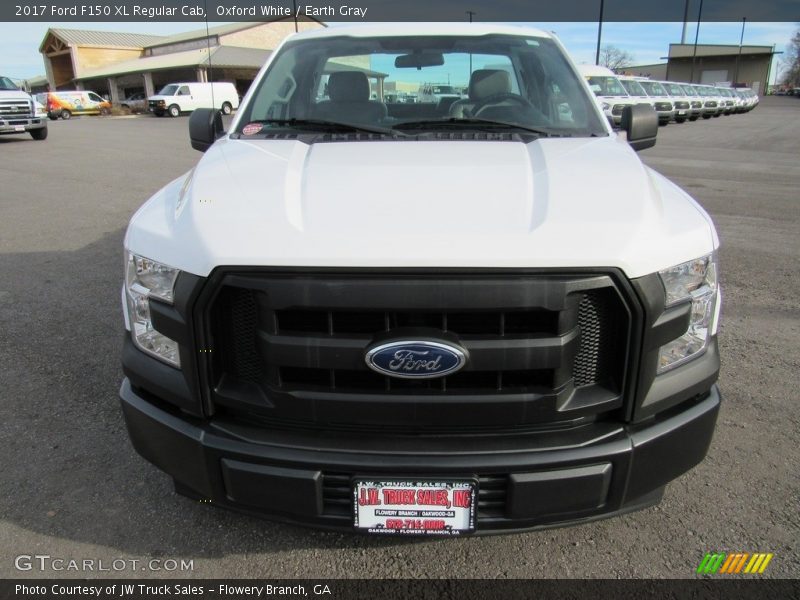 Oxford White / Earth Gray 2017 Ford F150 XL Regular Cab