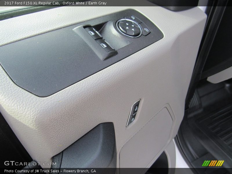Oxford White / Earth Gray 2017 Ford F150 XL Regular Cab