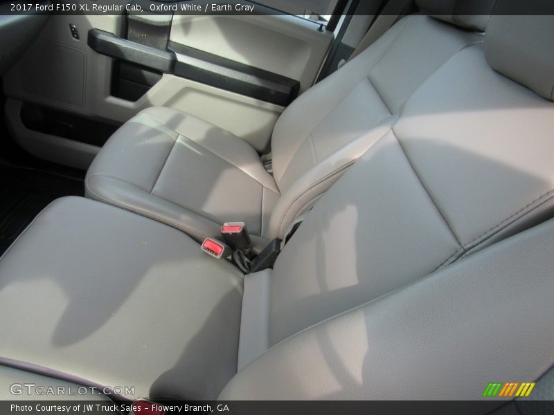 Oxford White / Earth Gray 2017 Ford F150 XL Regular Cab