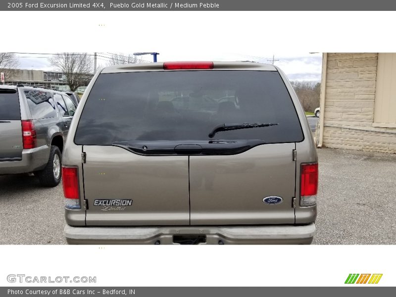 Pueblo Gold Metallic / Medium Pebble 2005 Ford Excursion Limited 4X4
