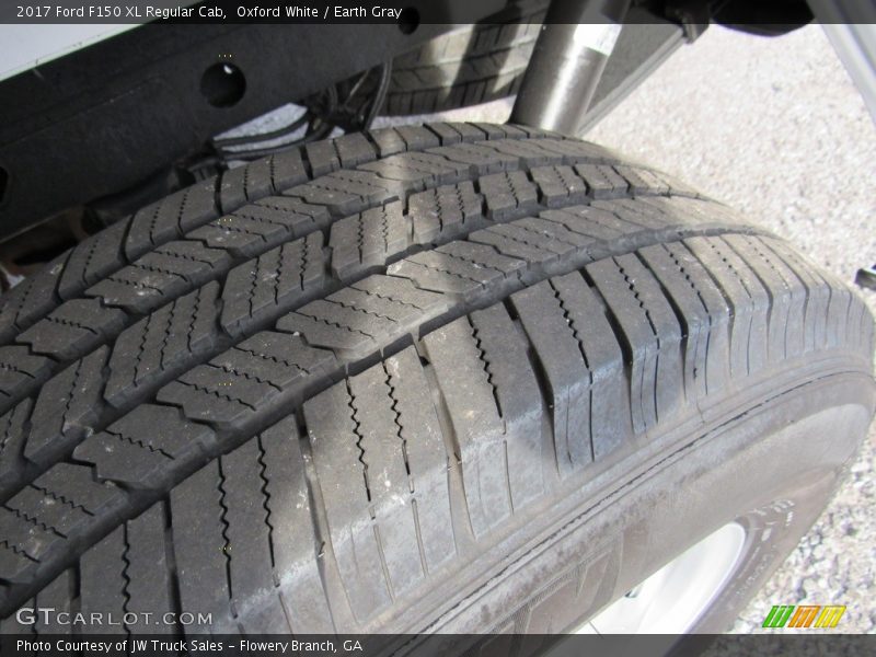Oxford White / Earth Gray 2017 Ford F150 XL Regular Cab