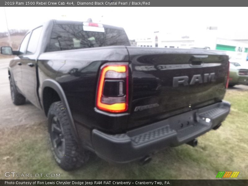 Diamond Black Crystal Pearl / Black/Red 2019 Ram 1500 Rebel Crew Cab 4x4