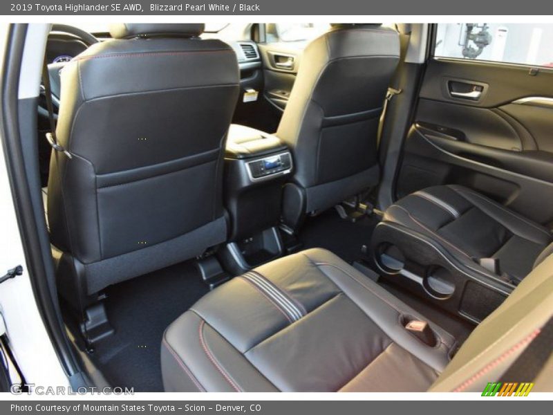 Blizzard Pearl White / Black 2019 Toyota Highlander SE AWD