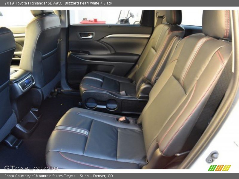 Blizzard Pearl White / Black 2019 Toyota Highlander SE AWD