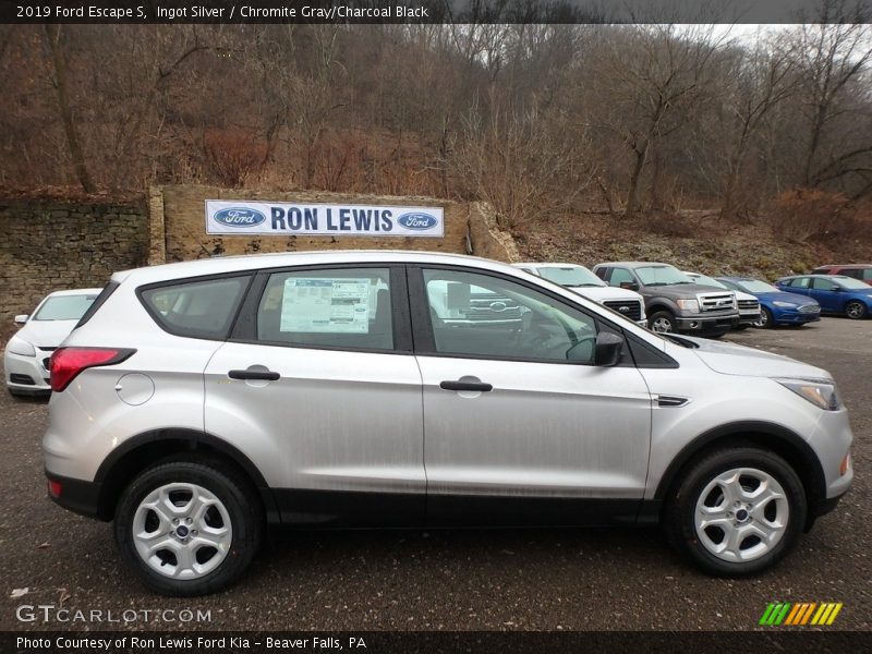 Ingot Silver / Chromite Gray/Charcoal Black 2019 Ford Escape S
