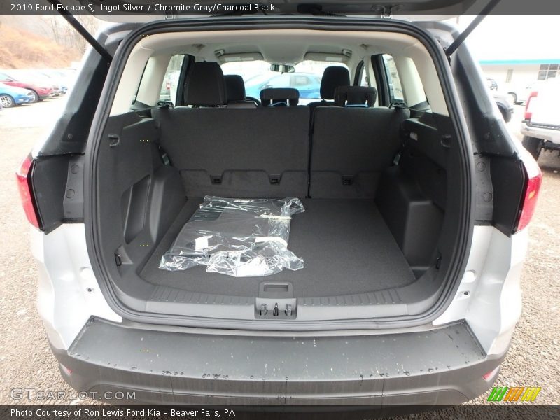 Ingot Silver / Chromite Gray/Charcoal Black 2019 Ford Escape S
