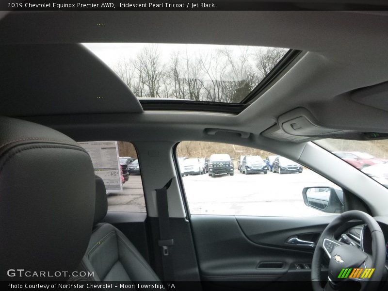Iridescent Pearl Tricoat / Jet Black 2019 Chevrolet Equinox Premier AWD