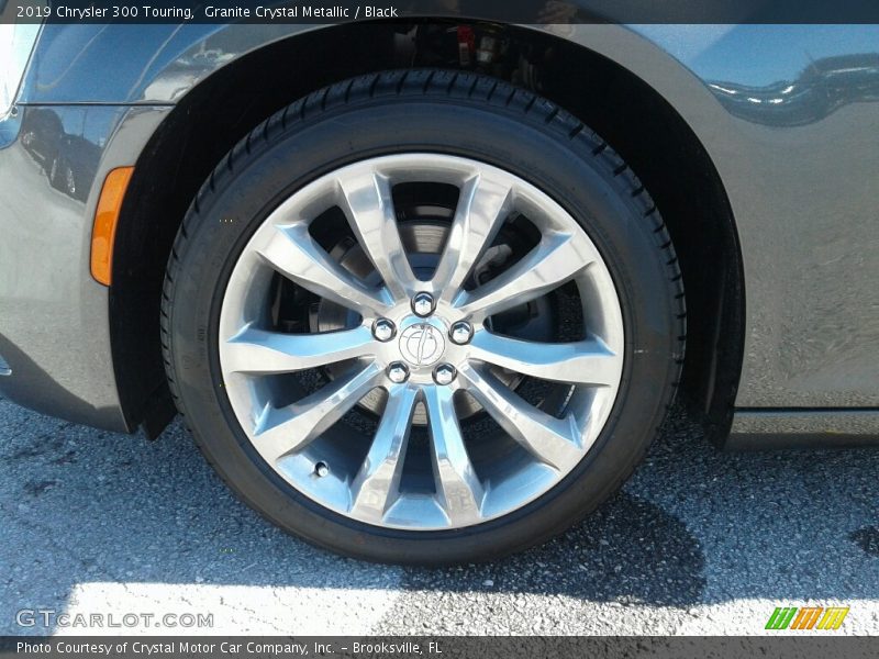 Granite Crystal Metallic / Black 2019 Chrysler 300 Touring