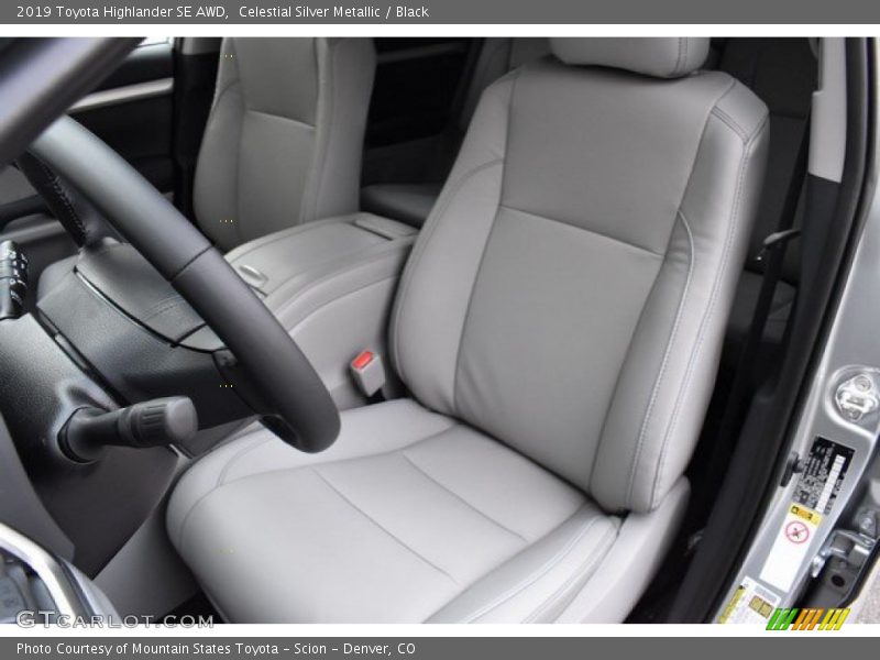 Celestial Silver Metallic / Black 2019 Toyota Highlander SE AWD
