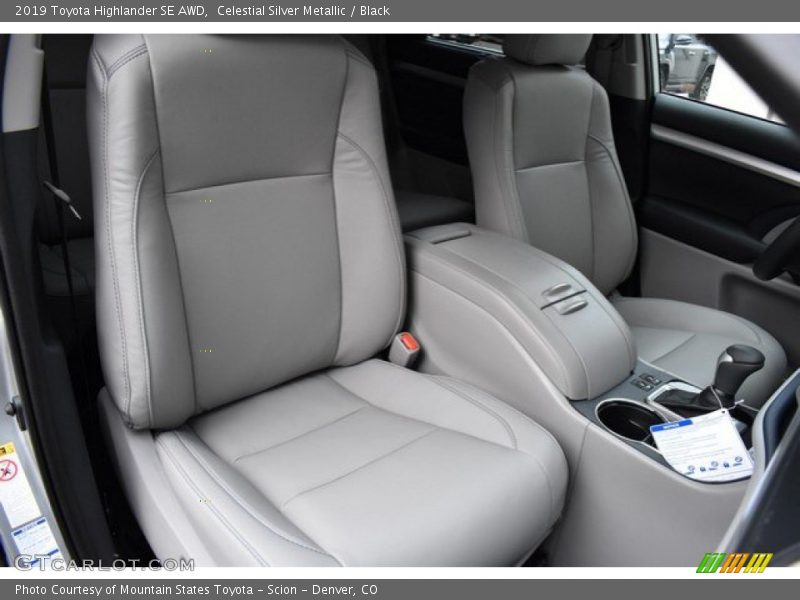 Celestial Silver Metallic / Black 2019 Toyota Highlander SE AWD