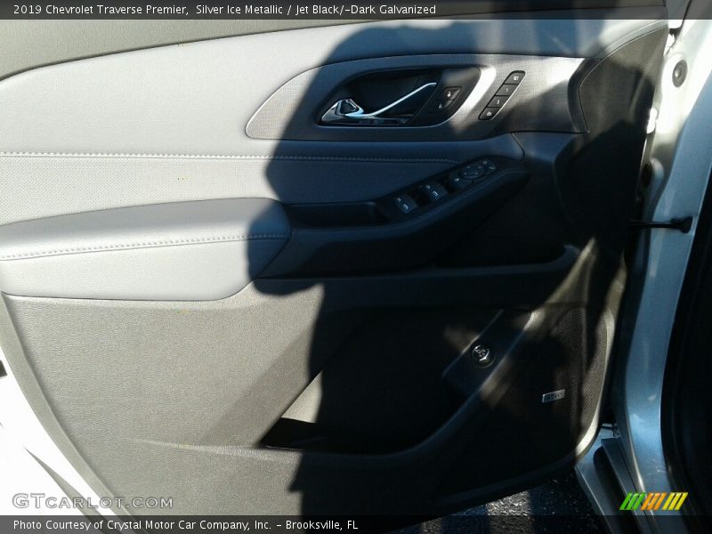 Silver Ice Metallic / Jet Black/­Dark Galvanized 2019 Chevrolet Traverse Premier
