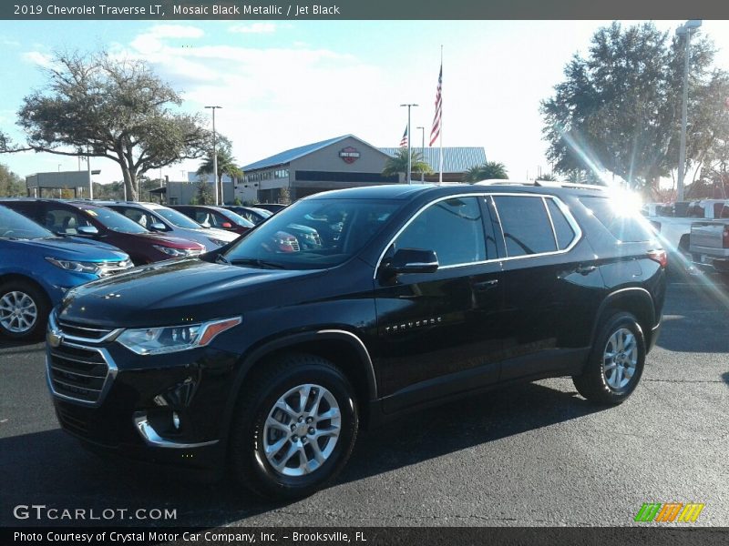 Mosaic Black Metallic / Jet Black 2019 Chevrolet Traverse LT