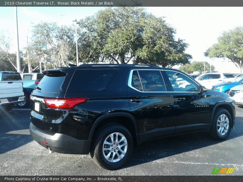 Mosaic Black Metallic / Jet Black 2019 Chevrolet Traverse LT