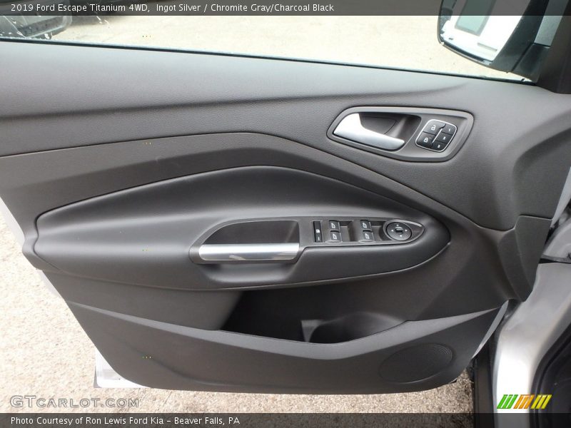 Ingot Silver / Chromite Gray/Charcoal Black 2019 Ford Escape Titanium 4WD