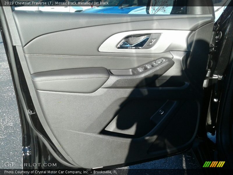 Mosaic Black Metallic / Jet Black 2019 Chevrolet Traverse LT