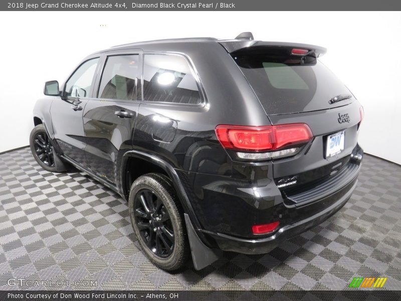 Diamond Black Crystal Pearl / Black 2018 Jeep Grand Cherokee Altitude 4x4