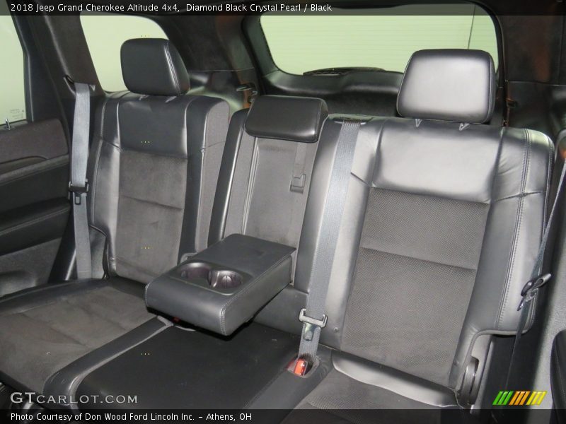 Diamond Black Crystal Pearl / Black 2018 Jeep Grand Cherokee Altitude 4x4