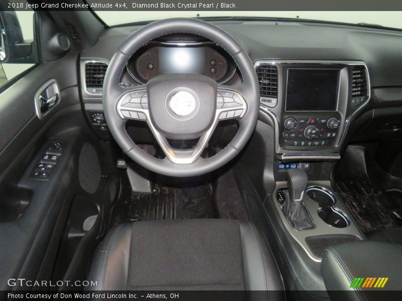 Diamond Black Crystal Pearl / Black 2018 Jeep Grand Cherokee Altitude 4x4