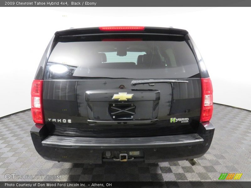 Black / Ebony 2009 Chevrolet Tahoe Hybrid 4x4