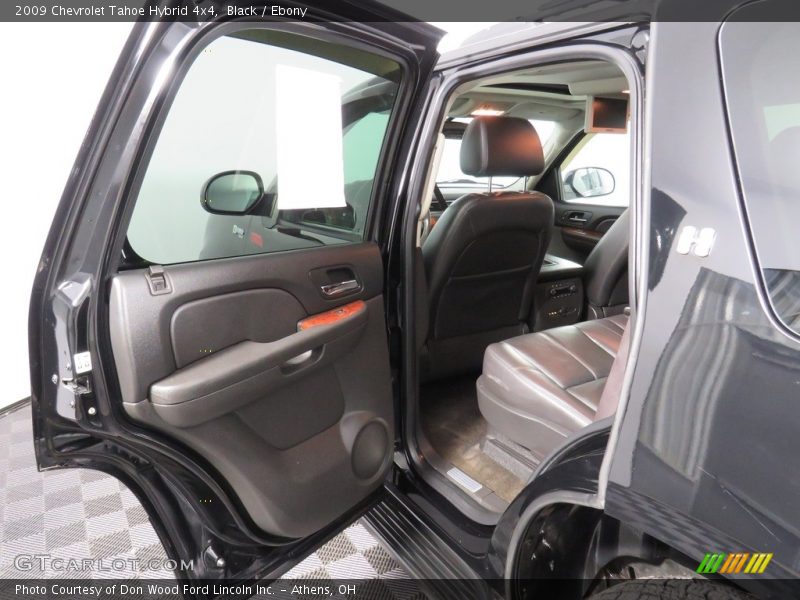 Black / Ebony 2009 Chevrolet Tahoe Hybrid 4x4