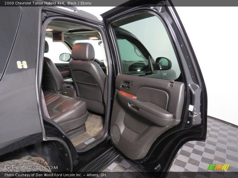 Black / Ebony 2009 Chevrolet Tahoe Hybrid 4x4