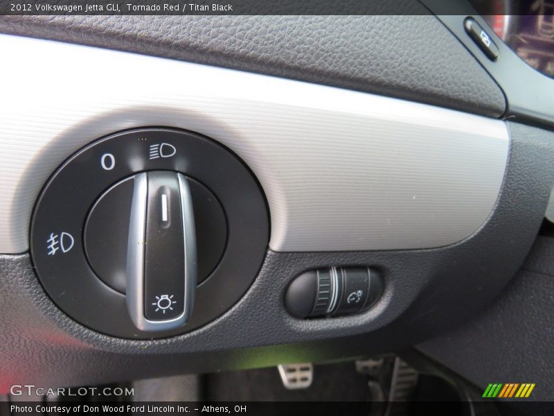 Tornado Red / Titan Black 2012 Volkswagen Jetta GLI