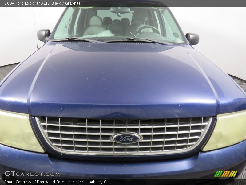 Black / Graphite 2004 Ford Explorer XLT