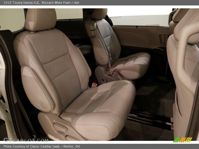 Blizzard White Pearl / Ash 2015 Toyota Sienna XLE
