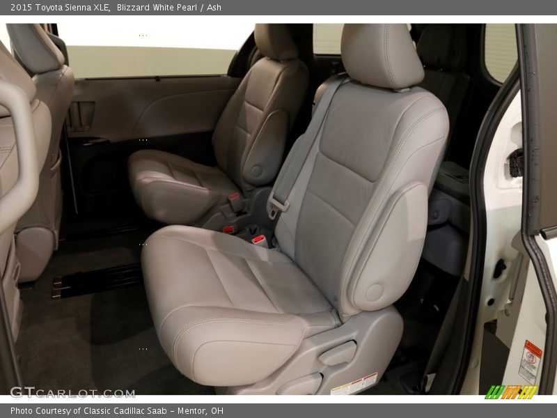 Blizzard White Pearl / Ash 2015 Toyota Sienna XLE