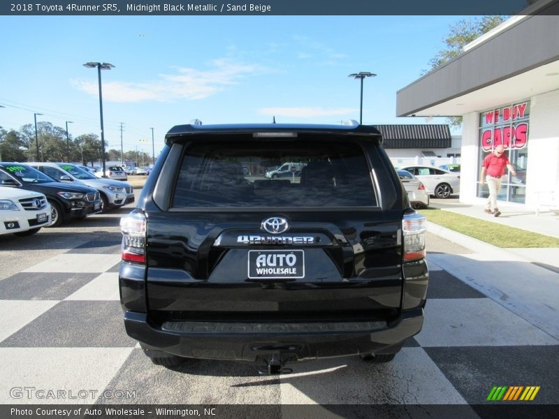 Midnight Black Metallic / Sand Beige 2018 Toyota 4Runner SR5