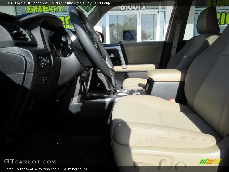Midnight Black Metallic / Sand Beige 2018 Toyota 4Runner SR5