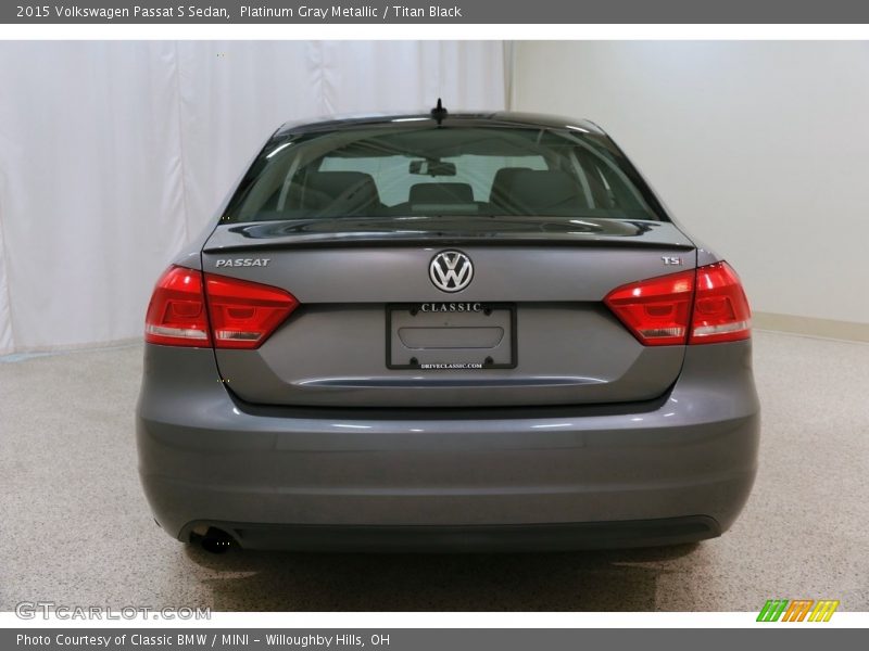 Platinum Gray Metallic / Titan Black 2015 Volkswagen Passat S Sedan