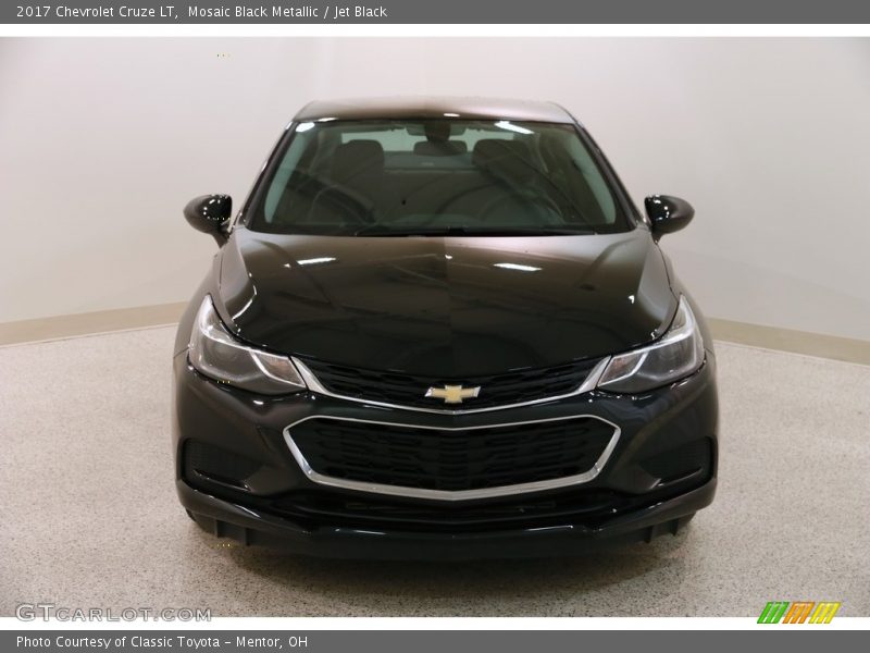 Mosaic Black Metallic / Jet Black 2017 Chevrolet Cruze LT