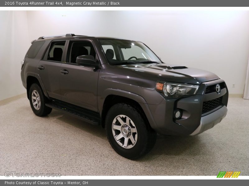 Magnetic Gray Metallic / Black 2016 Toyota 4Runner Trail 4x4
