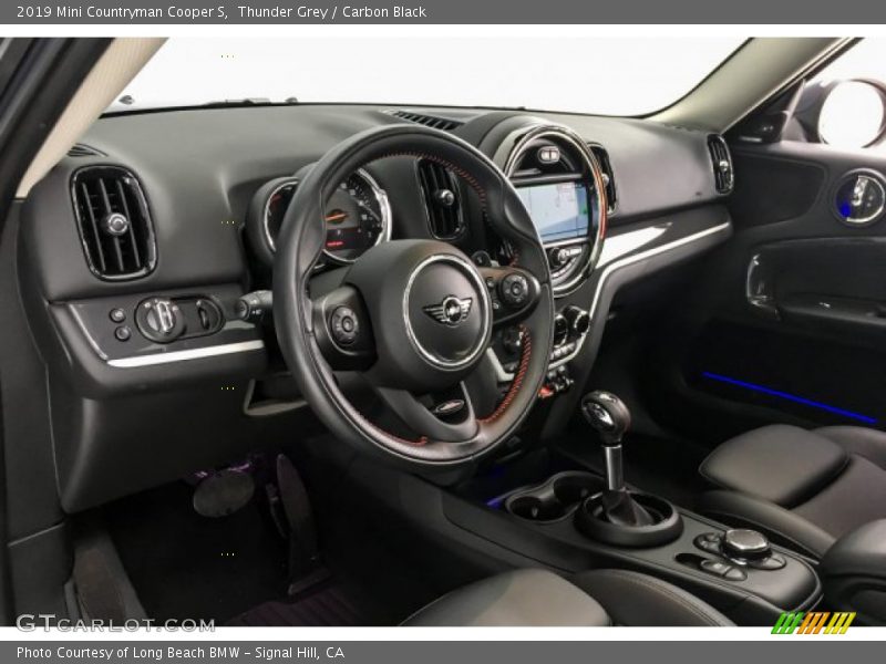 Dashboard of 2019 Countryman Cooper S