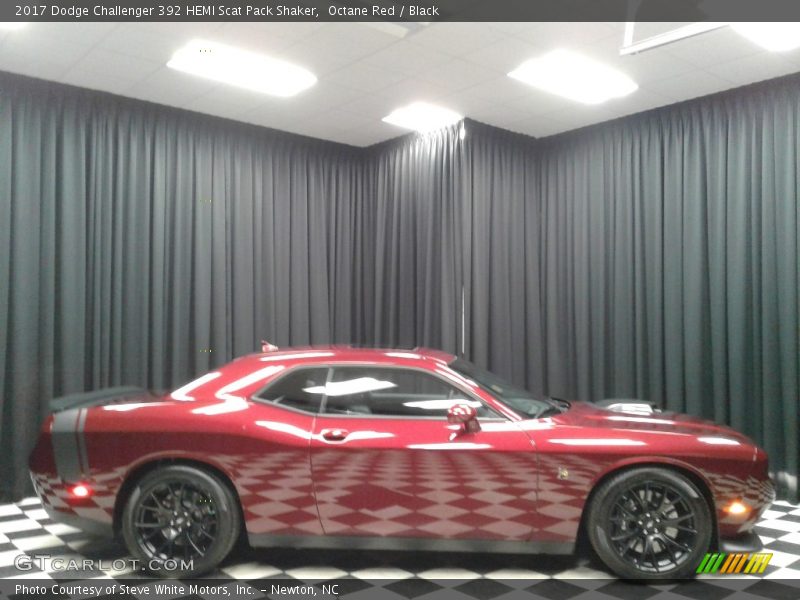 Octane Red / Black 2017 Dodge Challenger 392 HEMI Scat Pack Shaker