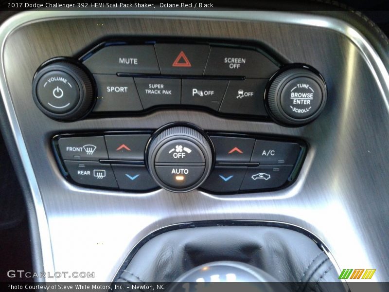 Octane Red / Black 2017 Dodge Challenger 392 HEMI Scat Pack Shaker