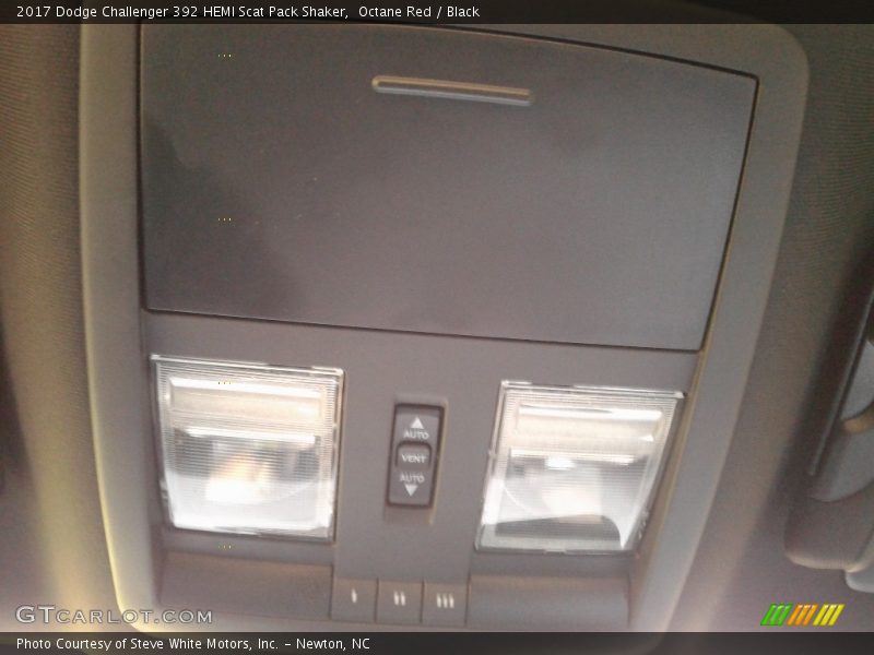 Octane Red / Black 2017 Dodge Challenger 392 HEMI Scat Pack Shaker