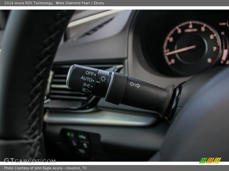 White Diamond Pearl / Ebony 2019 Acura RDX Technology