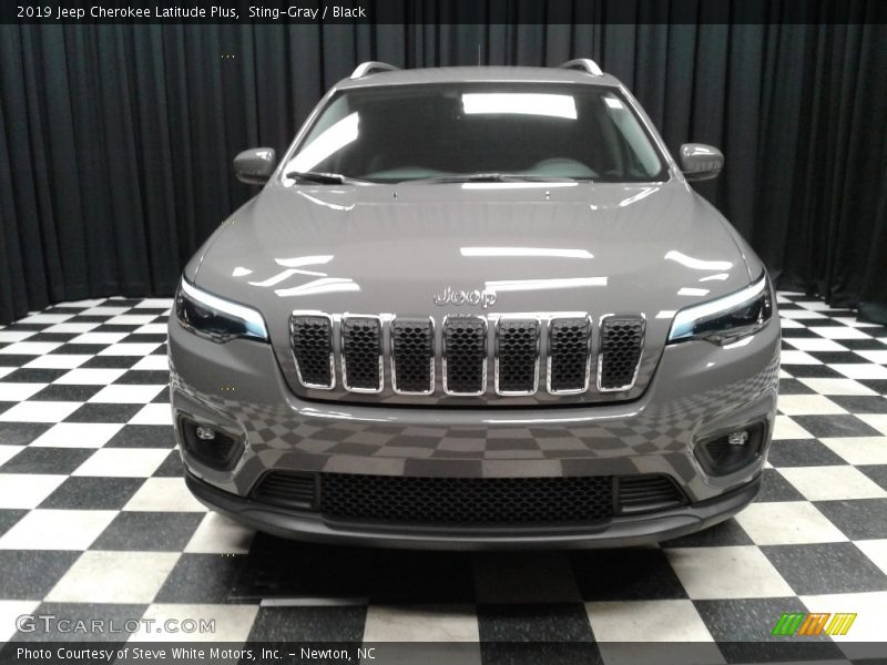 Sting-Gray / Black 2019 Jeep Cherokee Latitude Plus