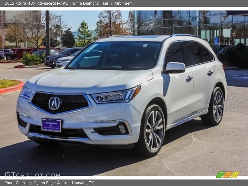 White Diamond Pearl / Parchment 2019 Acura MDX Advance SH-AWD