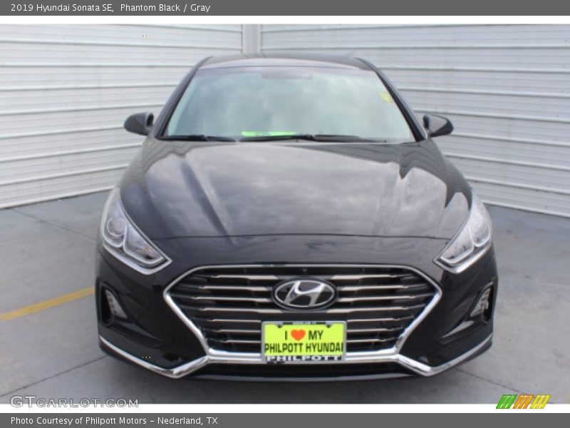 Phantom Black / Gray 2019 Hyundai Sonata SE