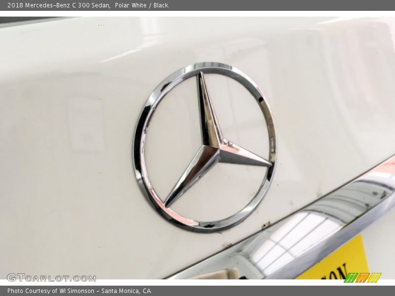 Polar White / Black 2018 Mercedes-Benz C 300 Sedan