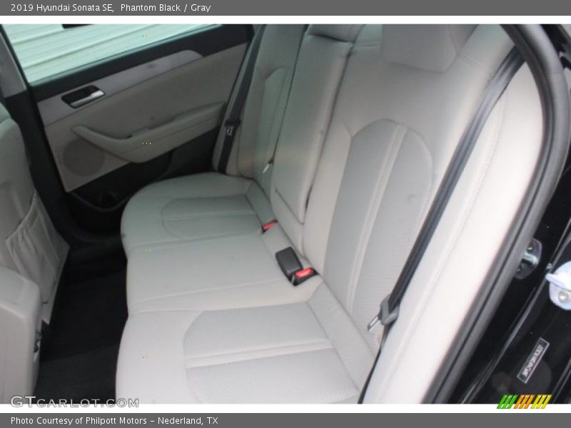 Phantom Black / Gray 2019 Hyundai Sonata SE