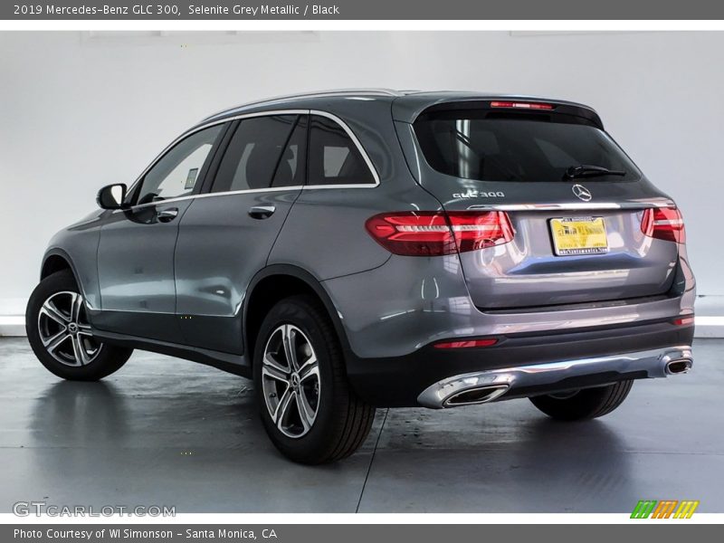 Selenite Grey Metallic / Black 2019 Mercedes-Benz GLC 300