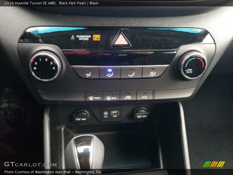Black Noir Pearl / Black 2019 Hyundai Tucson SE AWD