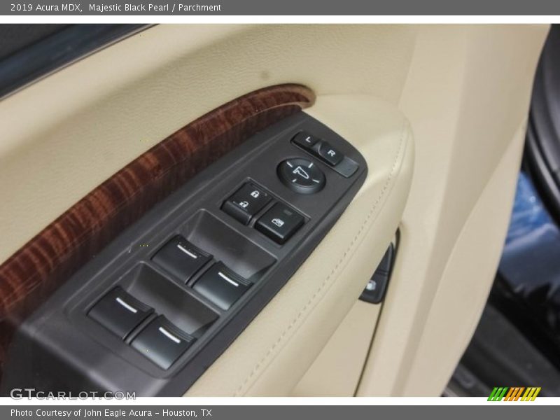 Majestic Black Pearl / Parchment 2019 Acura MDX